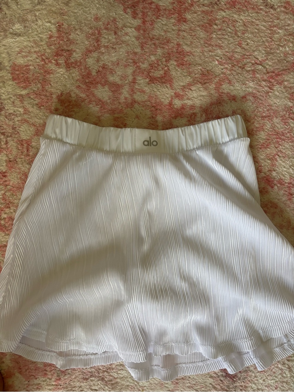 ALO Yoga White Micro Plisse skirt - Picture 6 of 6